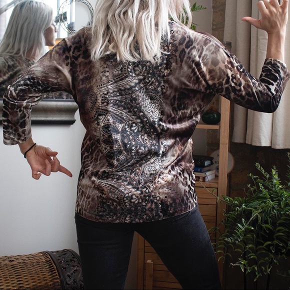 Velour Animal Print and Lace Blouse - Picture 2 of 4